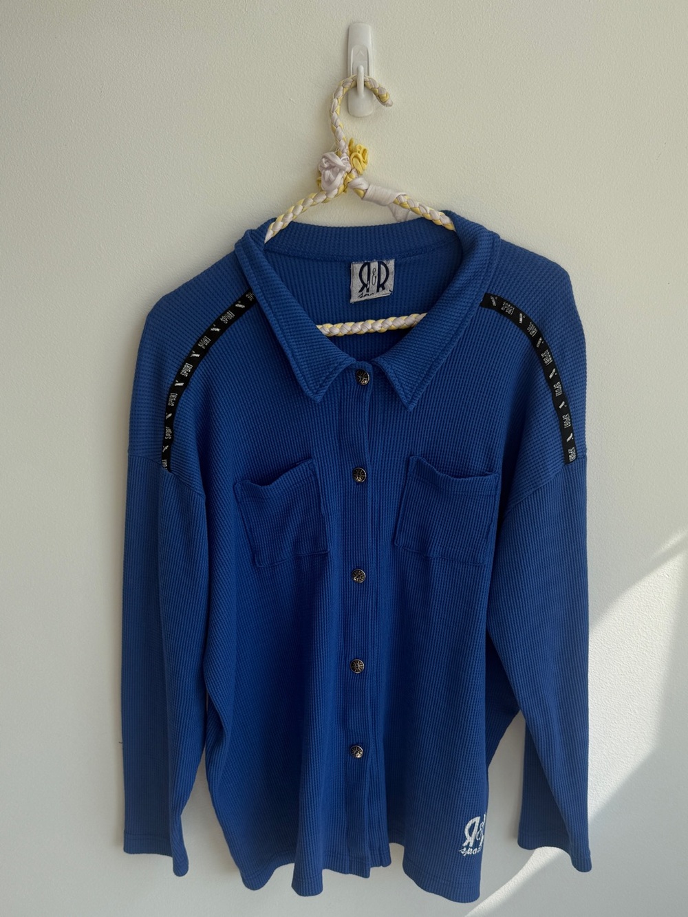 Vintage R&R sport waffle button down
Med/Lg
